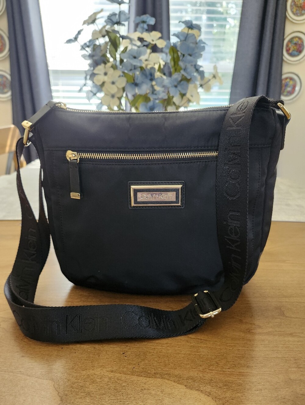 Calvin Klein Crossbody Bag